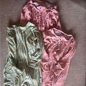 Posh peanut zippered footie bundle